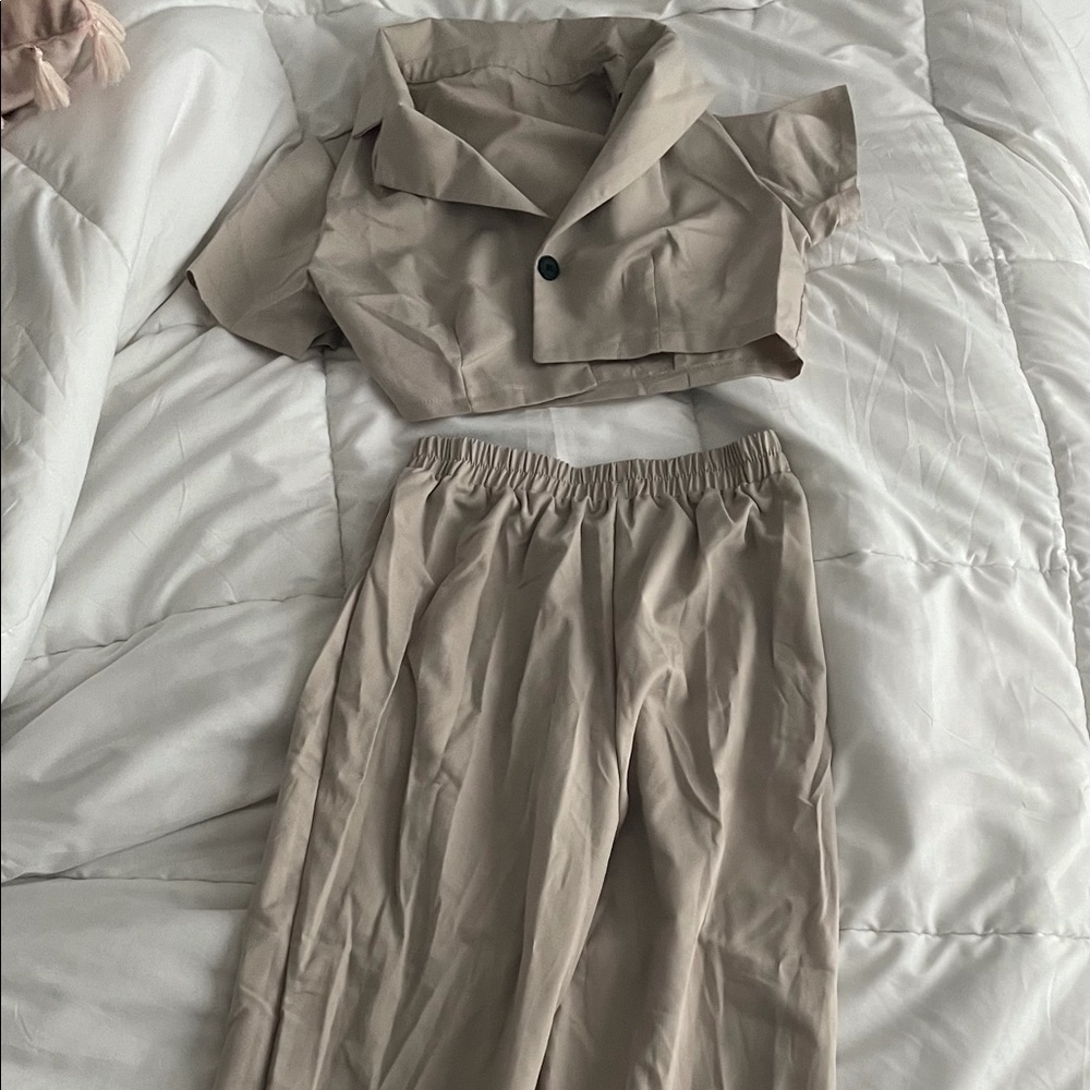 Two piece set - joggers and blazer crop